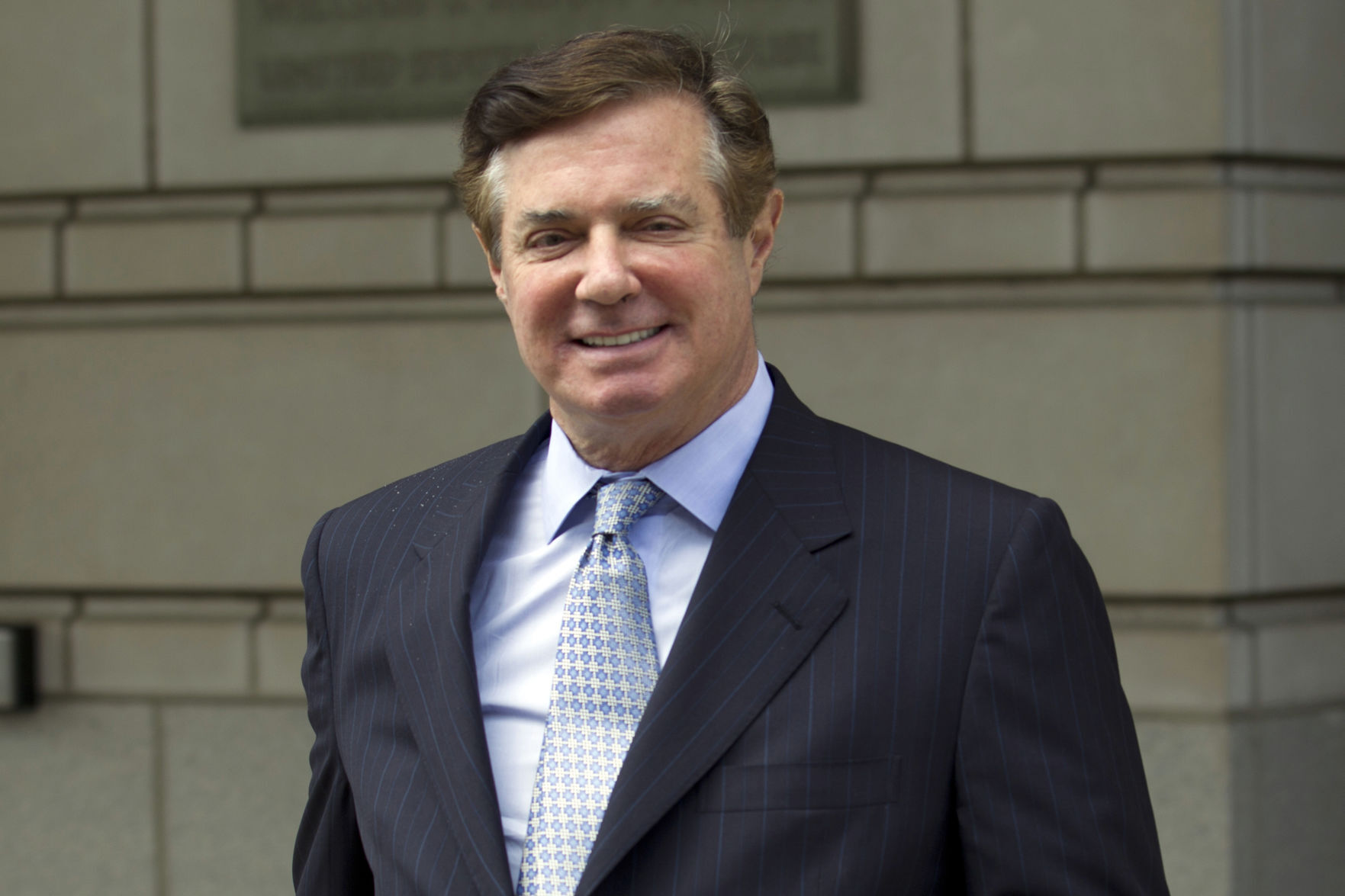 Mueller accuses Manafort of breaking plea agreement by lying